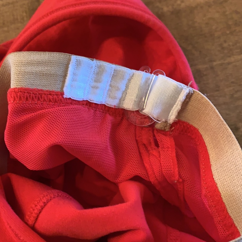 Lululemon Tank - Picture 4 of 4